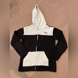 Kids/ big boys Black and white PUMA zip-up hoodie